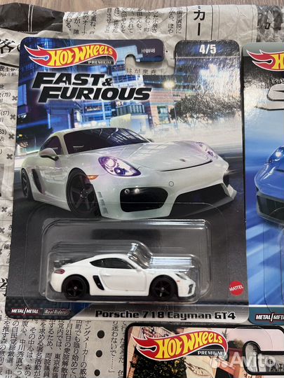 Hot wheels premium porsche team transport nissan