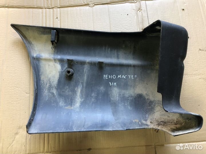 Задний правый клык Renault Master 2