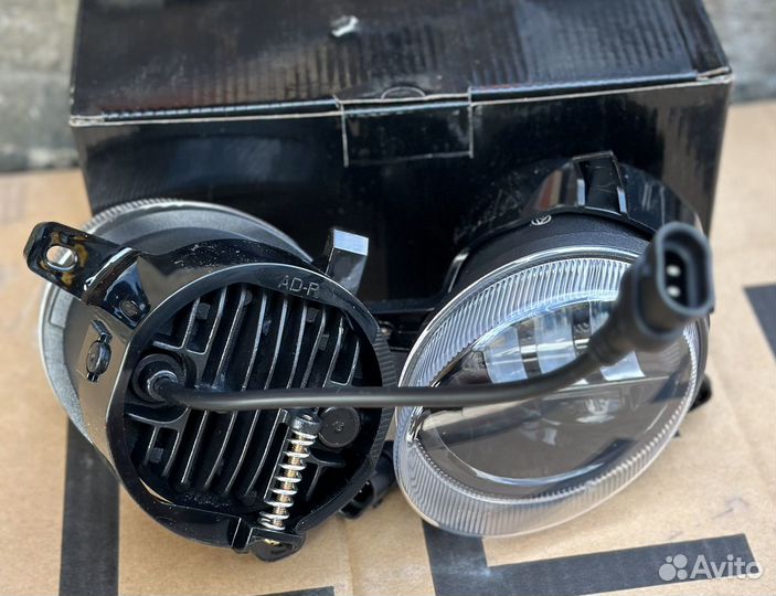 Противотуманные фары LED Audi жел/бел