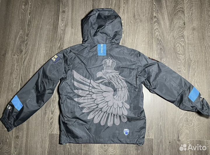 Ветровка форвард