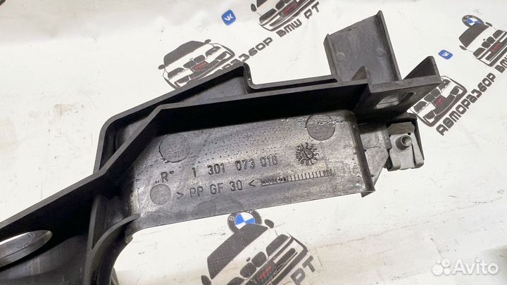 Кронштейн фары BMW e46