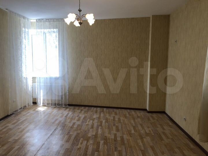 2-к. квартира, 75,6 м², 8/17 эт.