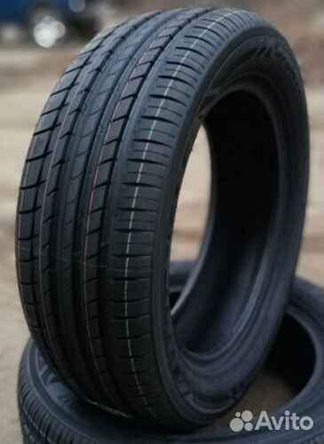 Triangle Sports TH201 215/45 R18