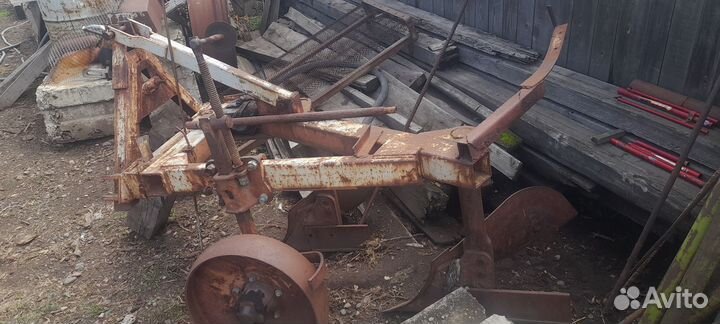 Плуг для трактора т-40. 2 корпуса