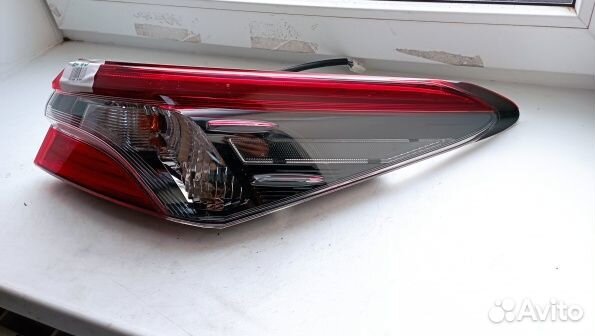 Фонарь задний Toyota Camry 70