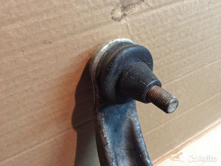 Задние верхние рычаги Nissan Stagea M35