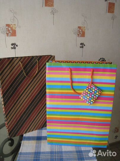 Пакеты подарочные