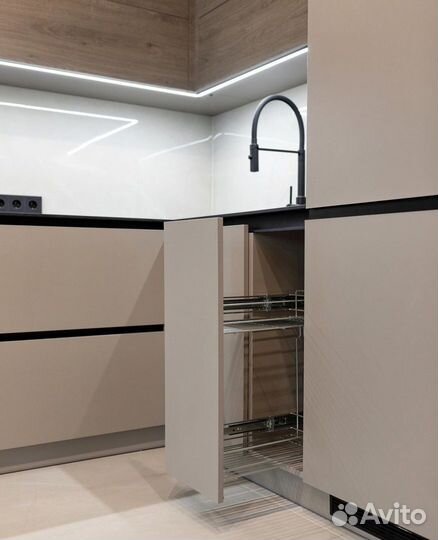 Кухни на заказ. Любые размеры