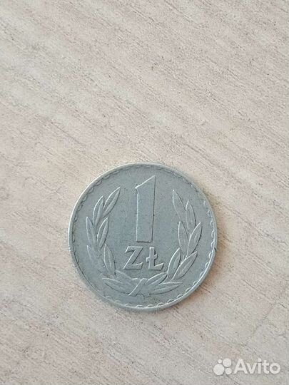 Продам монету