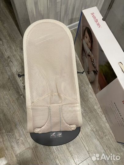 Шезлонг babybjorn