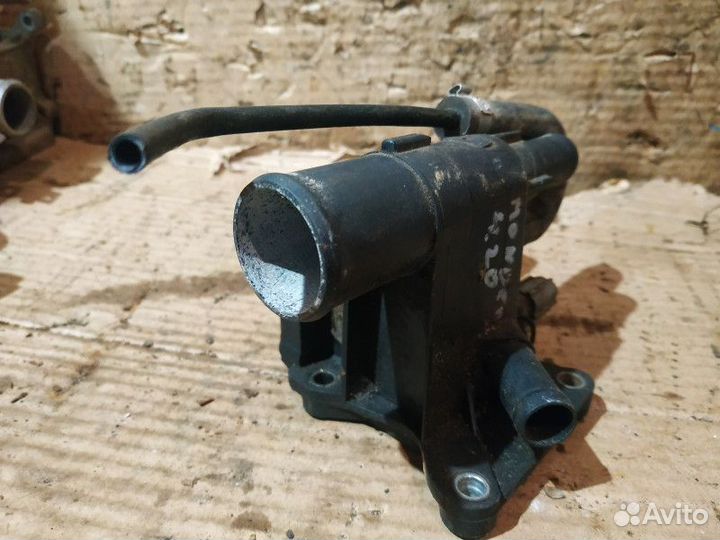 Корпус термостата Ford Mondeo