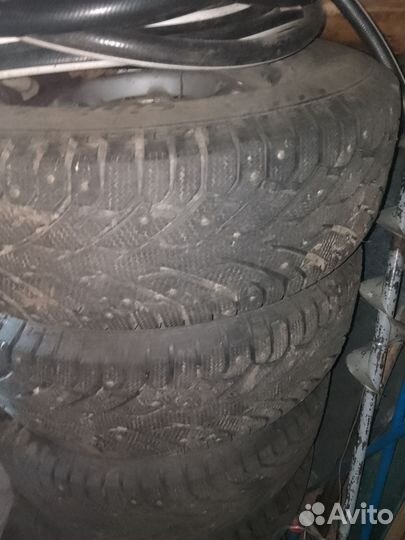 Magnum MG-1 275/7 R16
