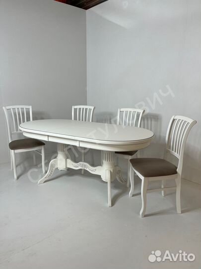 Столы и стулья