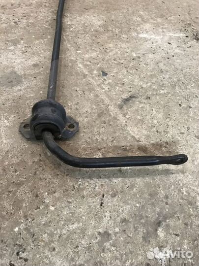 Стабилизатор поперечной устойчивости HyundaiTucson