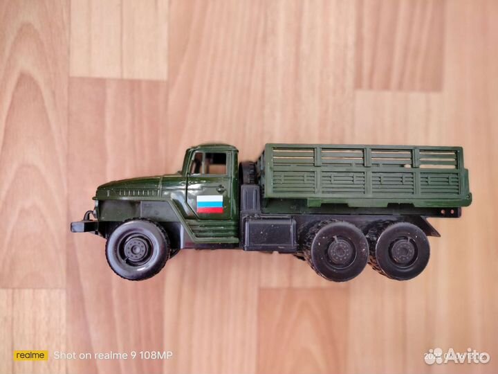 Модель грузовика