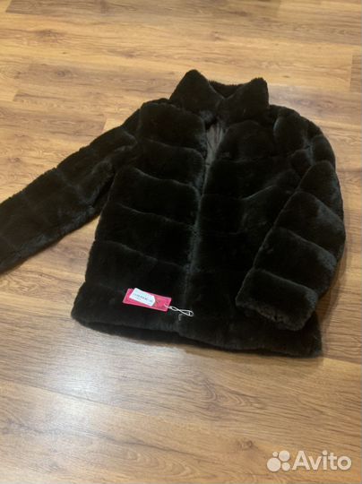 Шуба искуственная 46 48