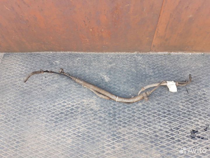 Трубки гура напорный Хундай Солярис 1