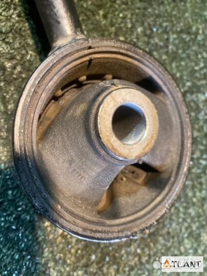 Подушка двигателя задний daihatsu mira