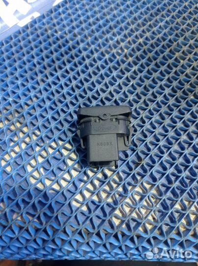 Кнопка стеклоподъемника Ford Focus 2 универсал