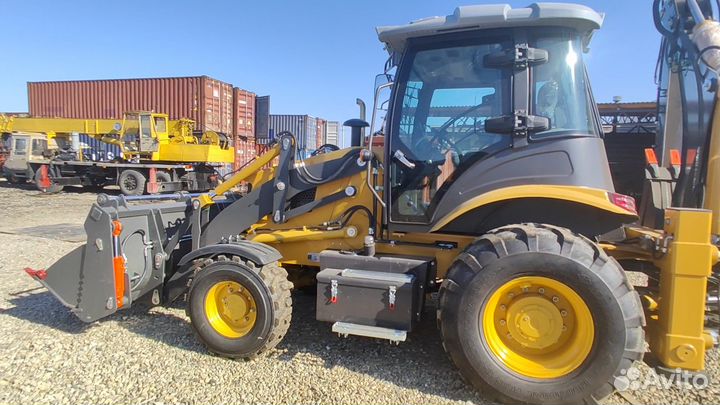 Экскаватор-погрузчик CAT 426F2, 2023