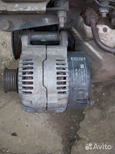 Генератор 0123320021 б/у для Ford Galaxy 1995-2006