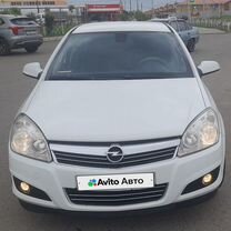 Opel Astra 1.8 AT, 2011, 183 000 км, с пробегом, цена 830 000 руб.