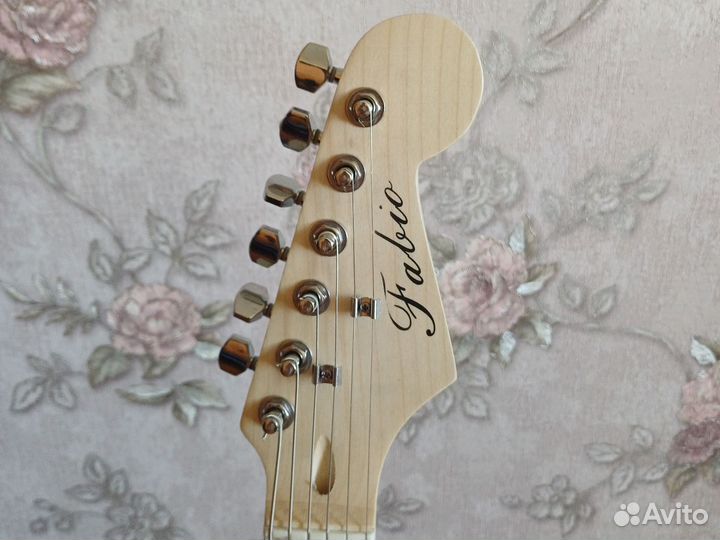 Электрогитара Fabio