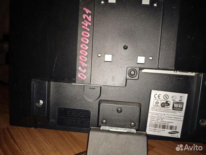 Монитор samsung