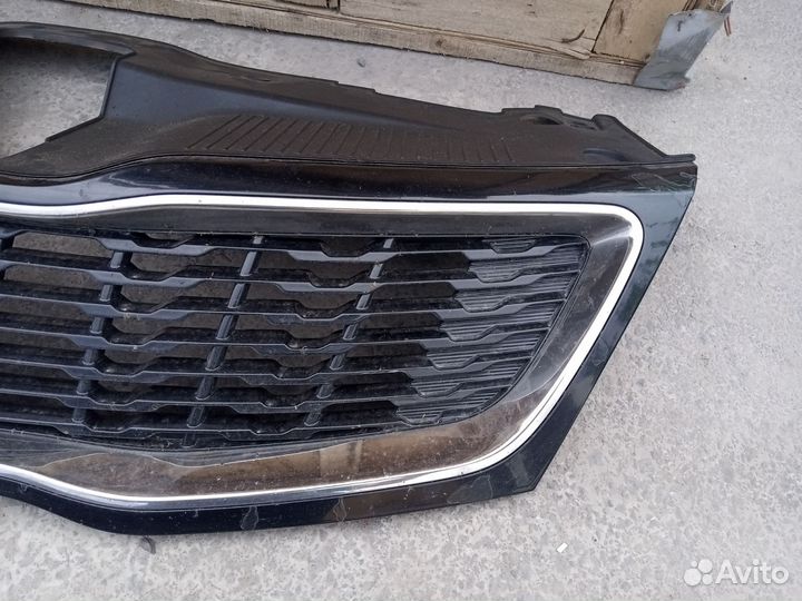 Решетка радиатора kia rio 3