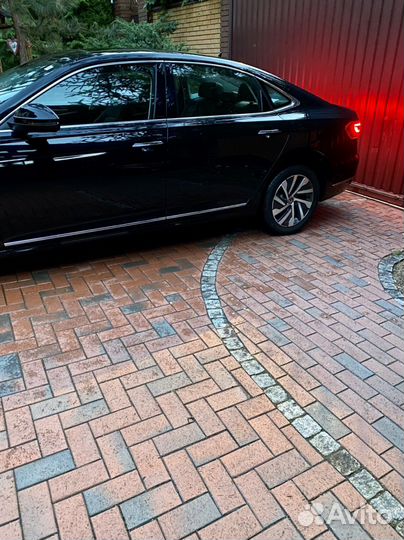 Volkswagen Passat 1.4 AMT, 2023, 99 км