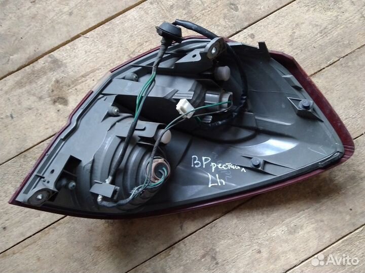 Фонарь задний левый Subaru Outback BP9 2006-2008г