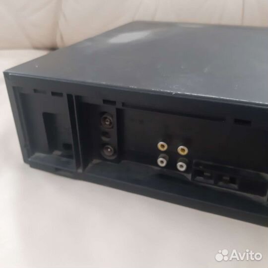 Видеомагнитофон panasonic