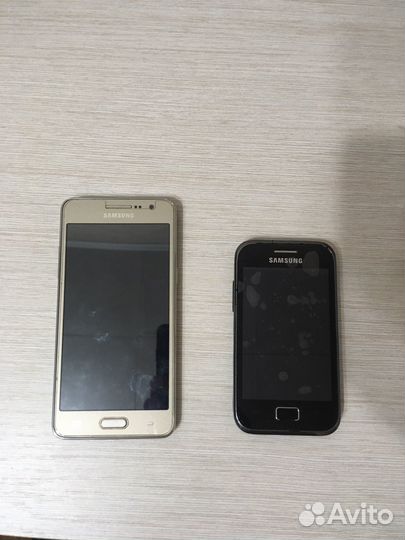Телефон Samsung