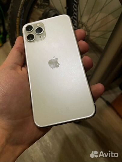 iPhone 11 Pro, 64 ГБ