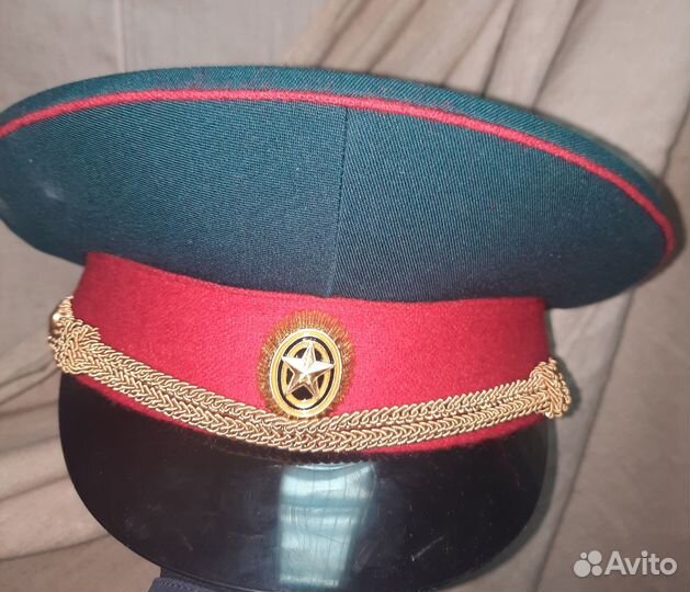 Фуражка парадная