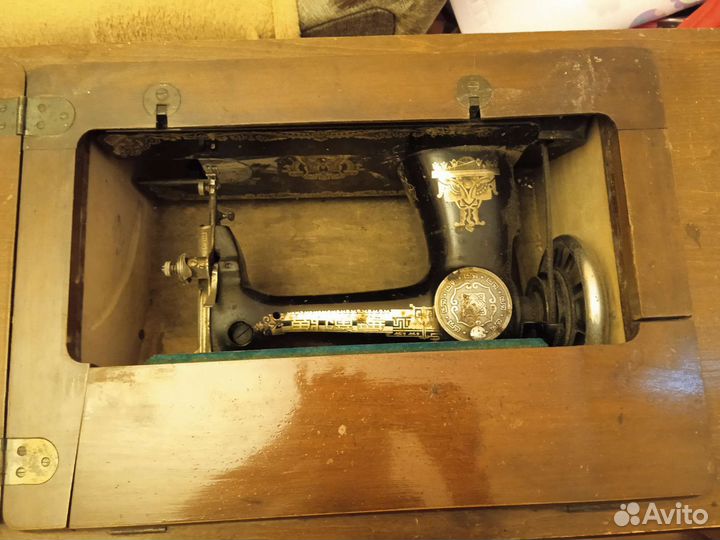 Швейная машина Батерфляй