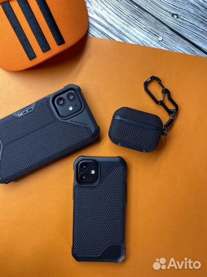 Чехлы фирмы UAG на iPhone / Samsung