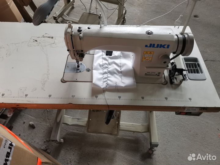 Производстводственная швейная машина Juki ddl 8700