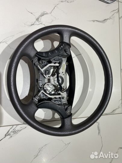 Руль toyota alphard 2002-2008