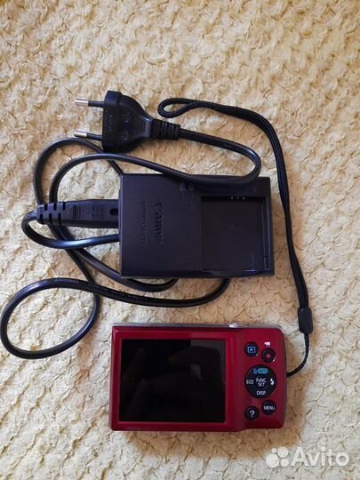 Компактный фотоаппарат Canon