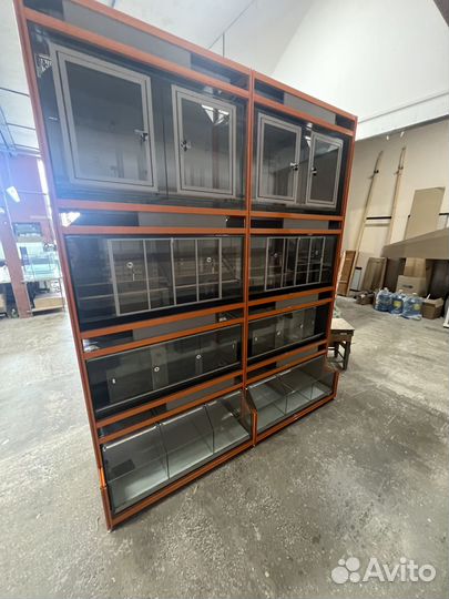 Стойка для птиц и животных в зоомагазин