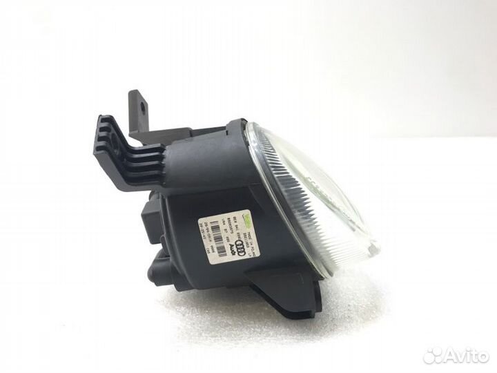 Фара противотуманная передняя левая Audi A3 8P