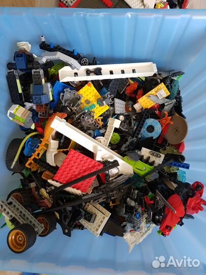 Продам наборы lego