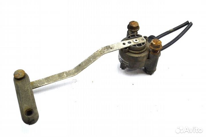 Кран уровня пола кабины, задний DAF XF105 (01.05)