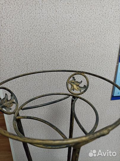 Подставка для цветов напольная металлическая