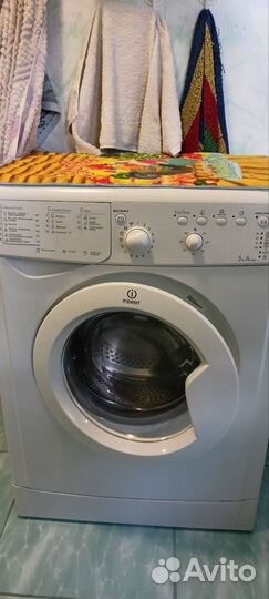Стиральная машина indesit