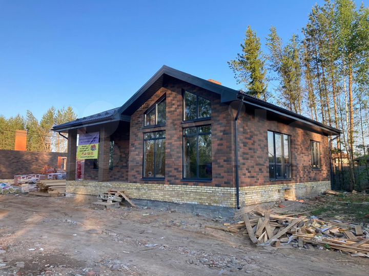 Коттедж 115 м² на участке 7 сот.