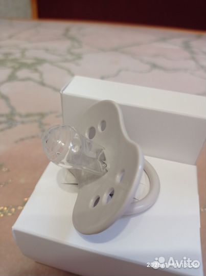 Бутылочки для кормления lovi