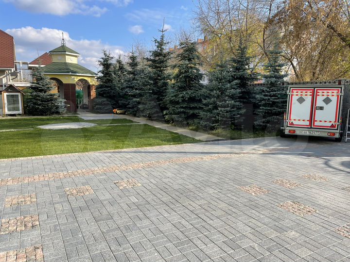 Дом 790,1 м² на участке 11,5 сот.