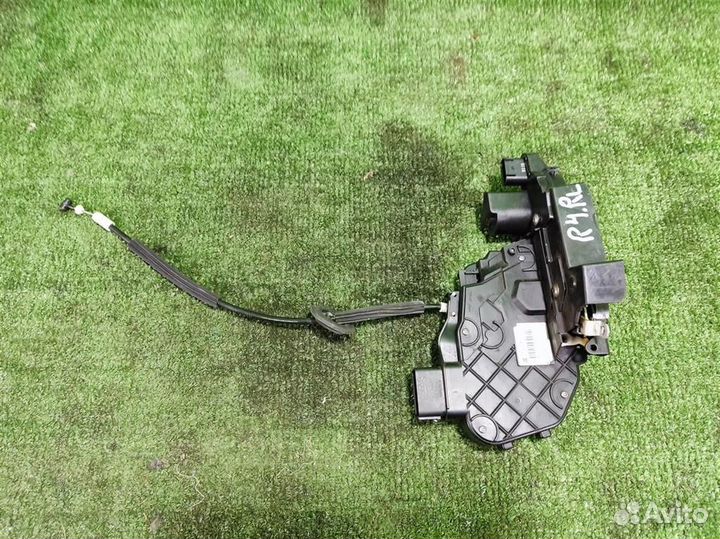 Замок двери задней левой Land Rover Discovery 4 2